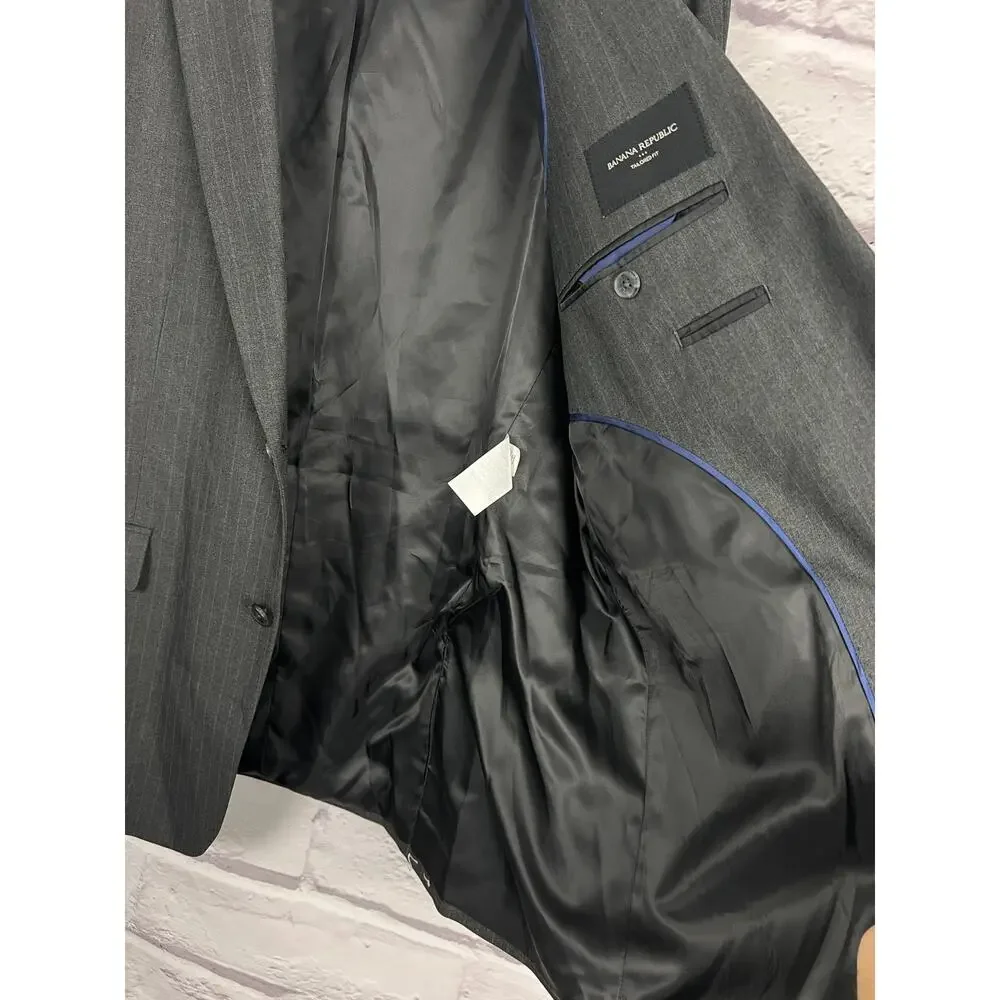 Banana Republic Mens 46R Preppy Minimalist Professional Office Pinstripe Blazer‎